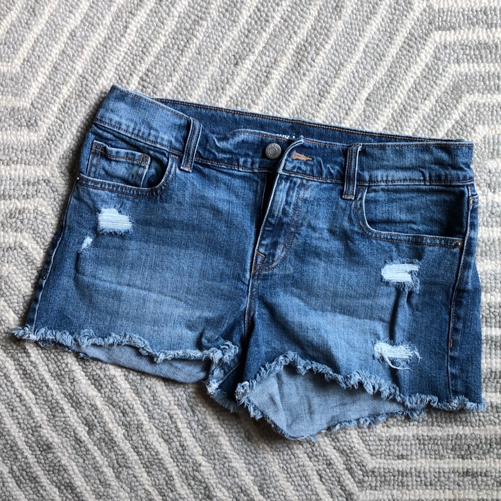 Old Navy boyfriend cutoff denim shorts